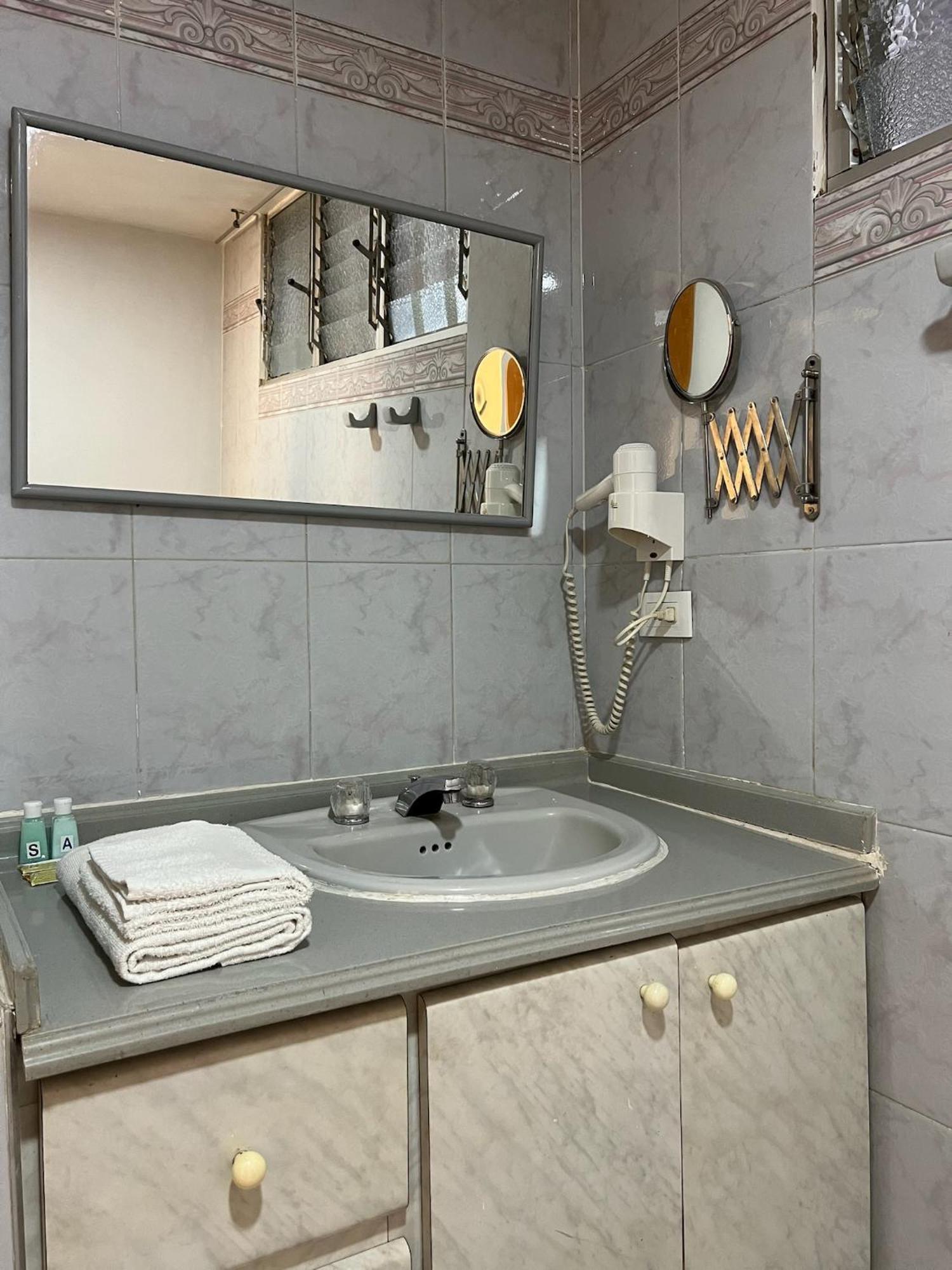 Hotel Armenia Centro Kültér fotó